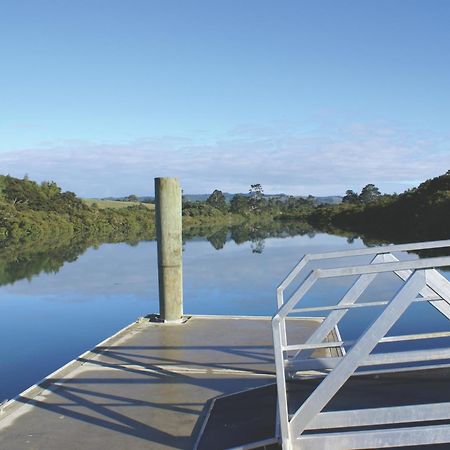 Riverside Matakana Exterior photo