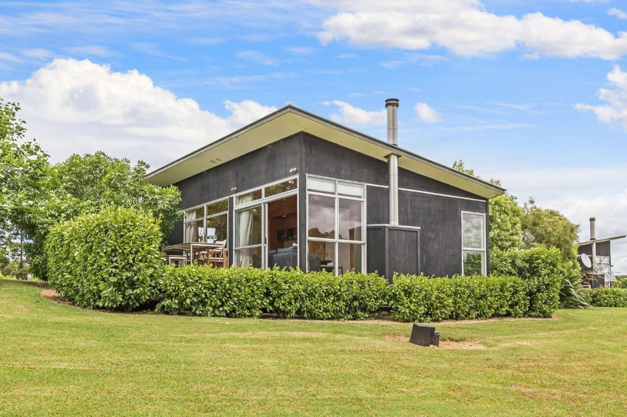 Riverside Matakana Exterior photo